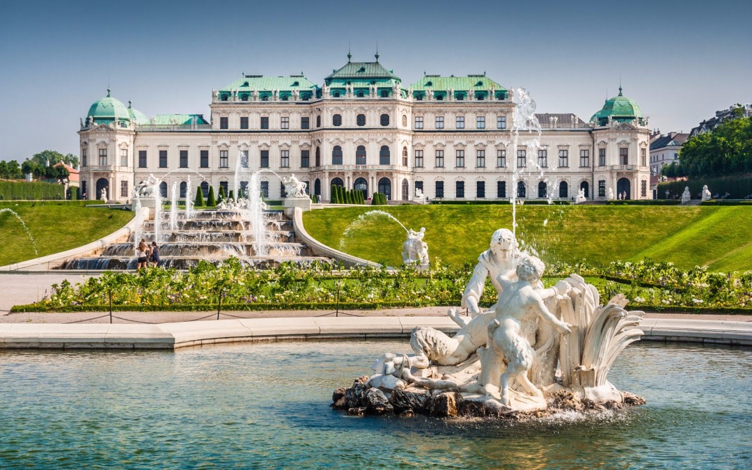 Visita Cultural a Viena, Sankt Pölten, Melk, Krems, Stein e Bratislava